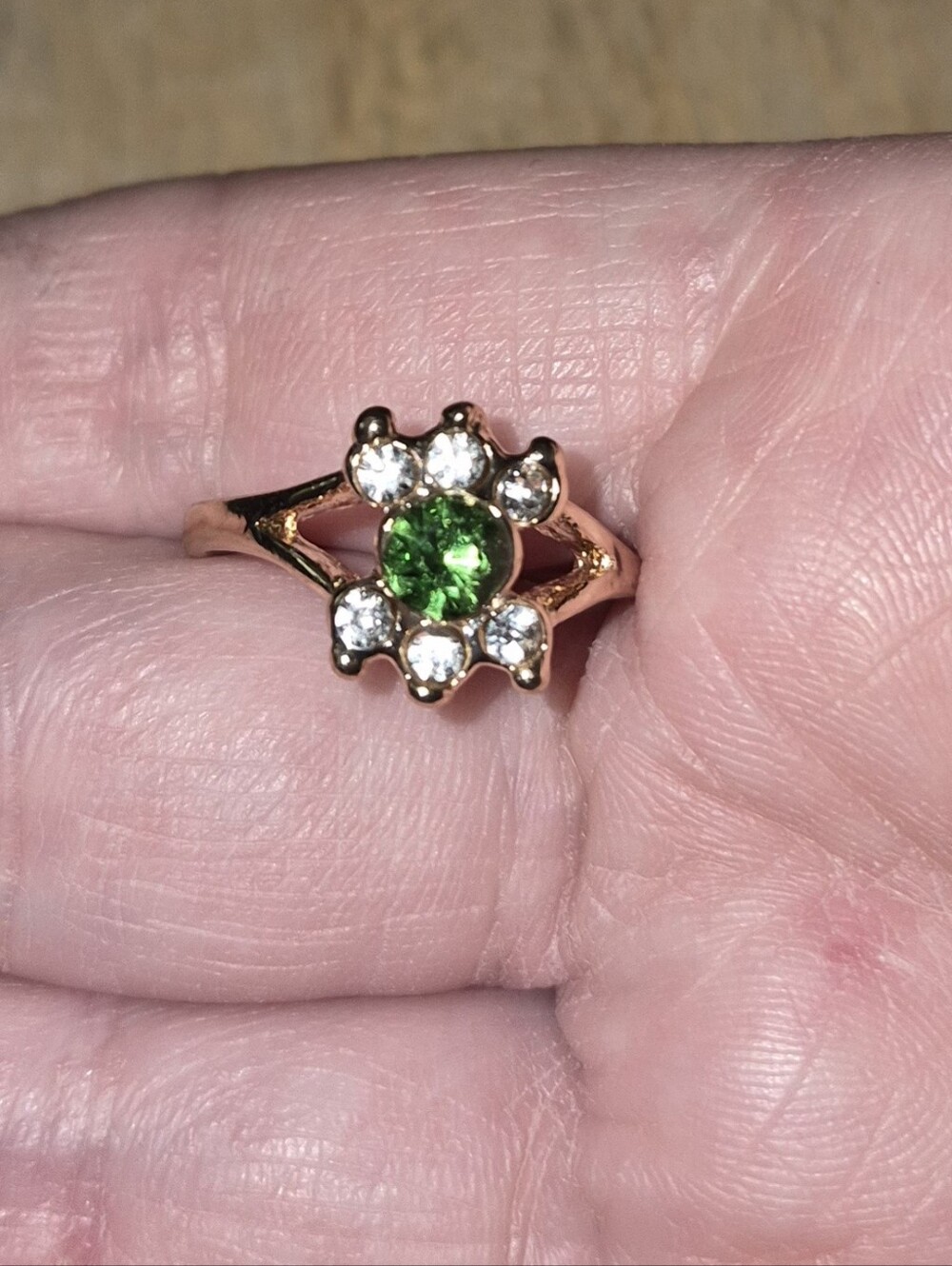 Gold Tone White And Green Rhinestone Size 5 1/2